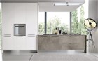 Кухонная мебель Aster Cucine ATELIER                                                    
                             дверки - s51 white/s01 bianco/u27 cemento scuro, топ - u27 cemento scuro/u35 olmo scuro Кухонная мебель Aster Cucine ATELIER                                                    
           